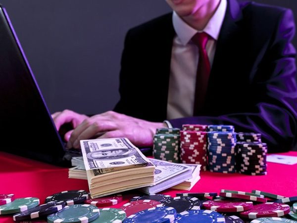 Rolling the Dice: Is an Online Gambling Site Your Ticket to Winnings and Trust?