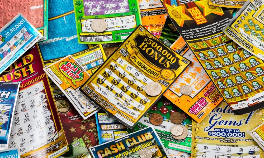 What quick entry features in online lottery accounts save players time?